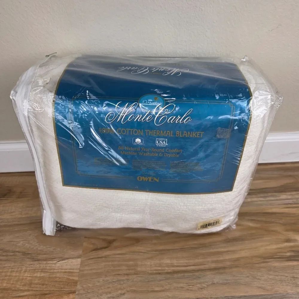 💜NIB Monte Carlo Cotton Thermal King Size Blanket